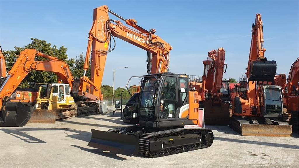 Hitachi ZX135US-7 Midi excavators  7t - 12t