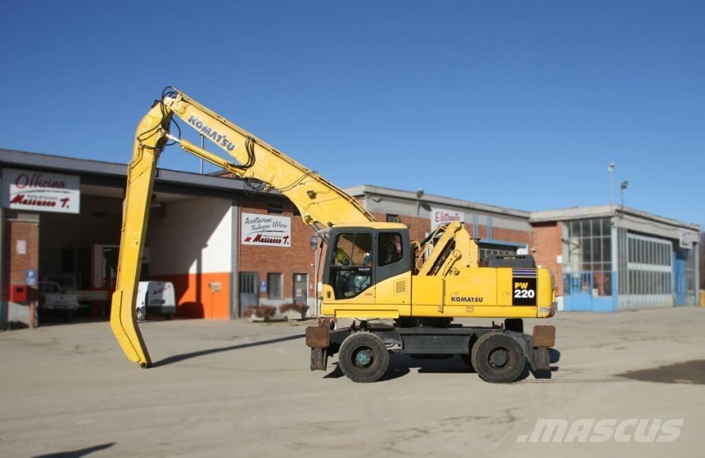 Komatsu PW220-MH Wheeled excavators
