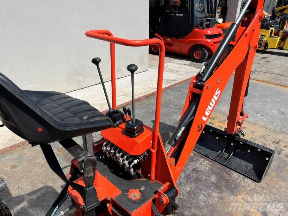 Kubota B2231 TLB's