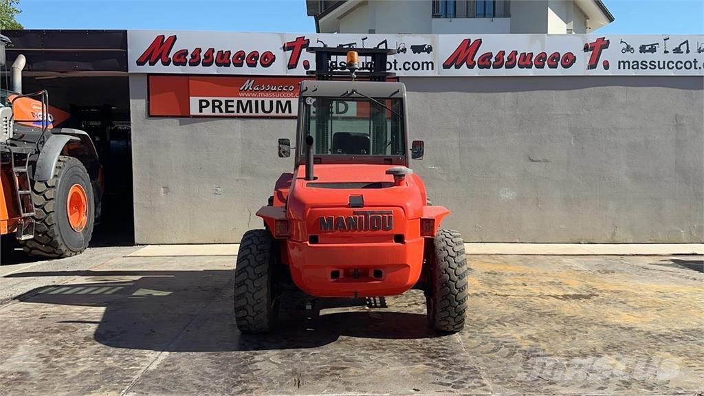 Manitou M50-4 4x4 Rough terrain truck
