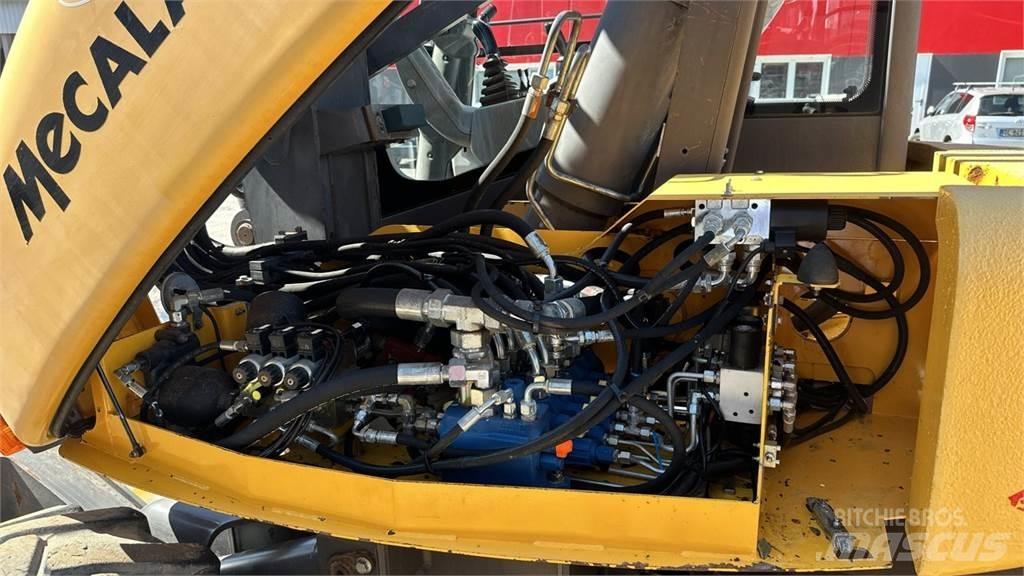 Mecalac 10MSX 4X4 Wheeled excavators