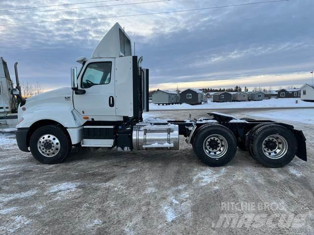 International LT Truck Tractor Units