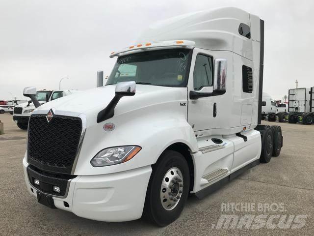 International LT Truck Tractor Units