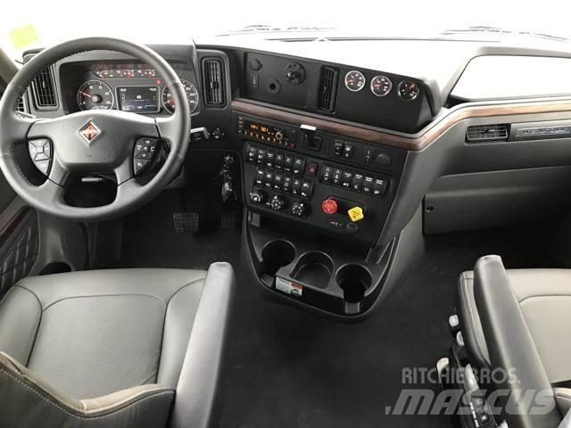 International LT Truck Tractor Units