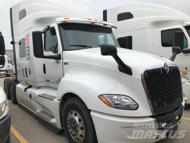 International LT Truck Tractor Units