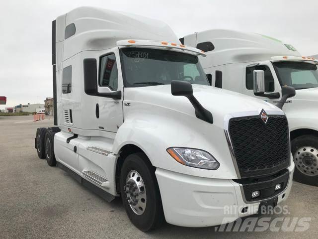 International LT Truck Tractor Units