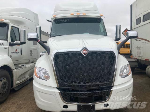 International LT Truck Tractor Units