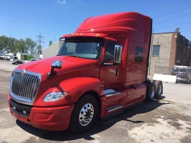 International LT Truck Tractor Units