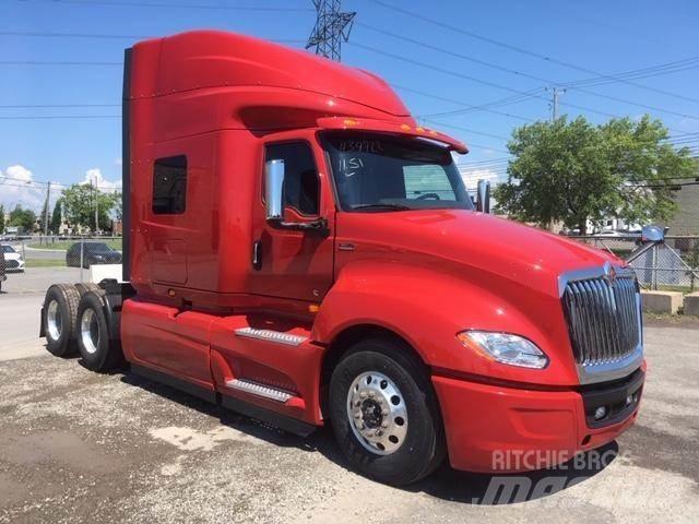 International LT Truck Tractor Units