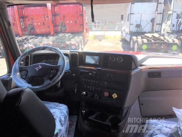 International LT Truck Tractor Units