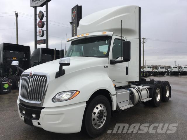 International LT Truck Tractor Units