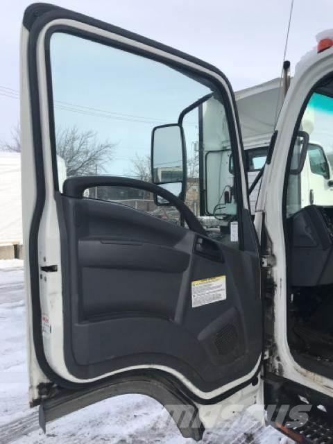 Isuzu NRR Temperature controlled trucks