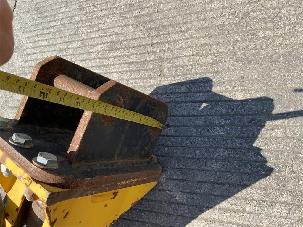 Arrow Head Breaker Other farming machines