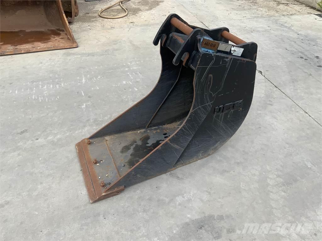 JCB 2ft bucket Other farming machines
