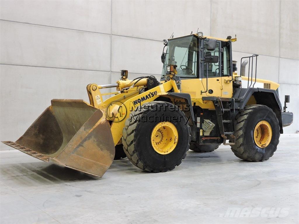Komatsu WA380-6 Wheel loaders