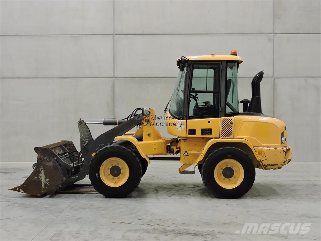 Volvo L30G + FORK Wheel loaders