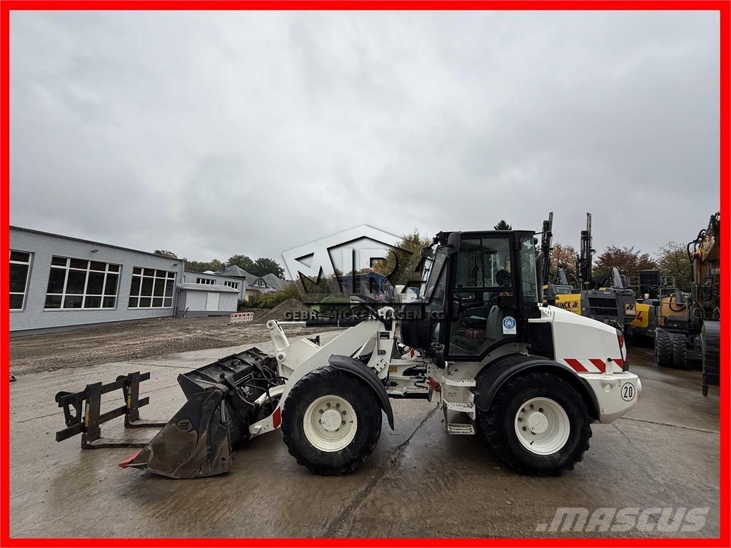 CAT 908M Wheel loaders