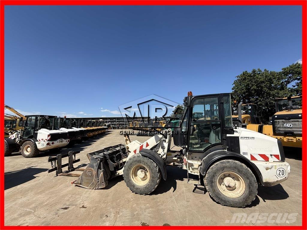 CAT 908M Wheel loaders