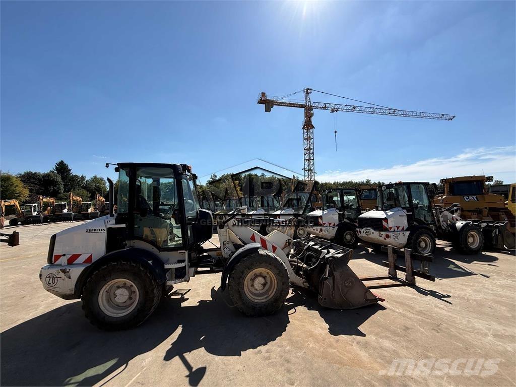 CAT 908M Wheel loaders