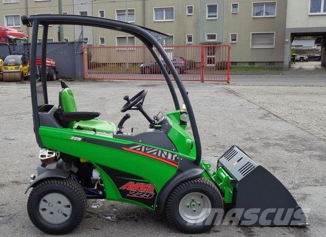 Avant Tecno 225 Wheel loaders