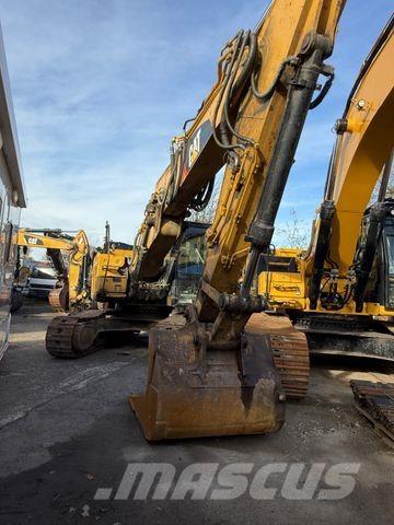 CAT 323 F Crawler excavators