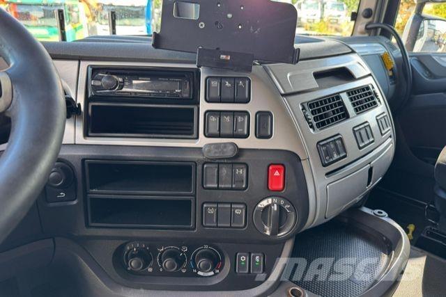 DAF XF460 4x2 Truck Tractor Units