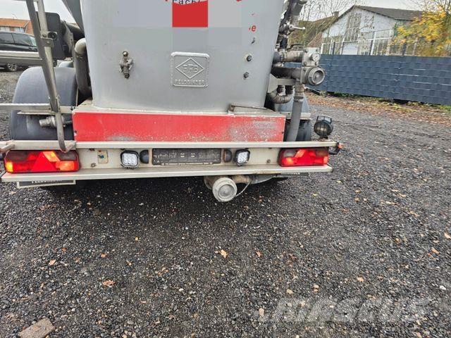 Feldbinder 46m³ Tanker semi-trailers
