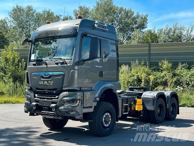 MAN TGS 26.520 6x6 Truck Tractor Units