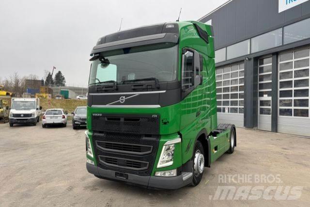 MAN TGX 33.520 6x4 Truck Tractor Units