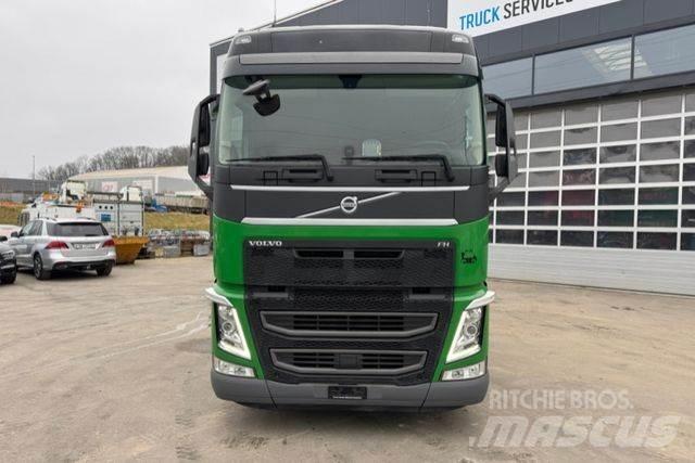 MAN TGX 33.520 6x4 Truck Tractor Units