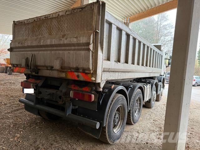 Scania P124c Tipper trucks