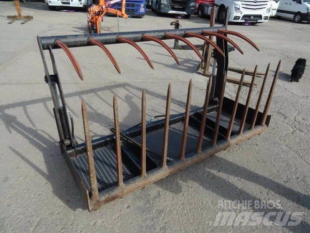 TRAC LIFT hay forks Other forage harvesting equipment