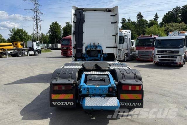 Volvo FH16-750 6x2 Truck Tractor Units