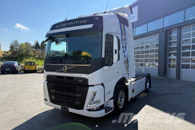 Volvo FM-460 4x2 Truck Tractor Units