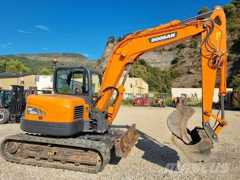 Doosan DX85 Mini excavators < 7t