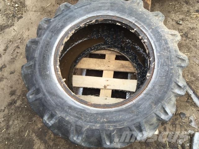  - - - 15.0/55-17 Tyres, wheels and rims