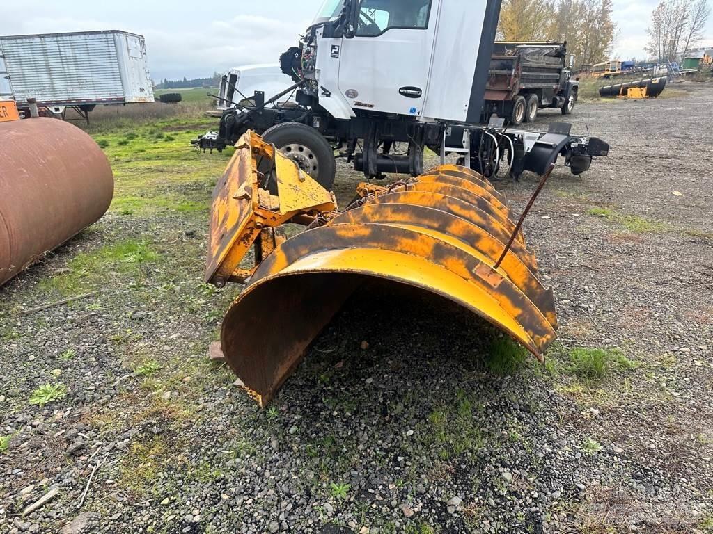  ACI Snow blades and plows