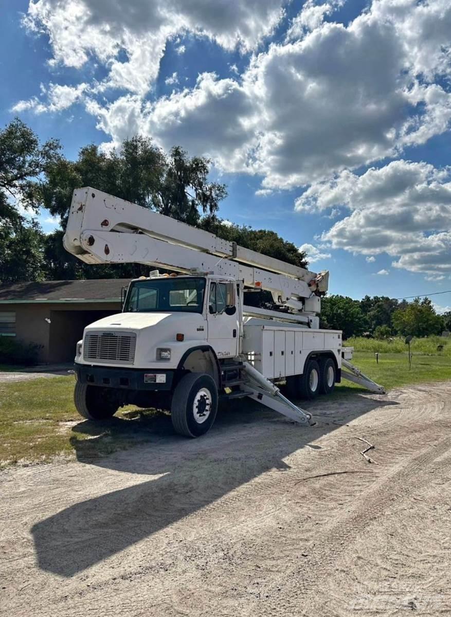Altec FL80 Truck mounted aerial platforms