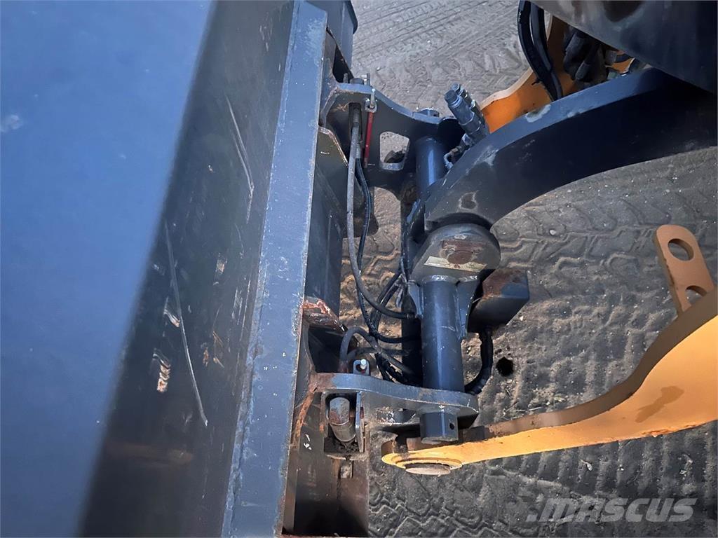 CASE 321F Wheel loaders