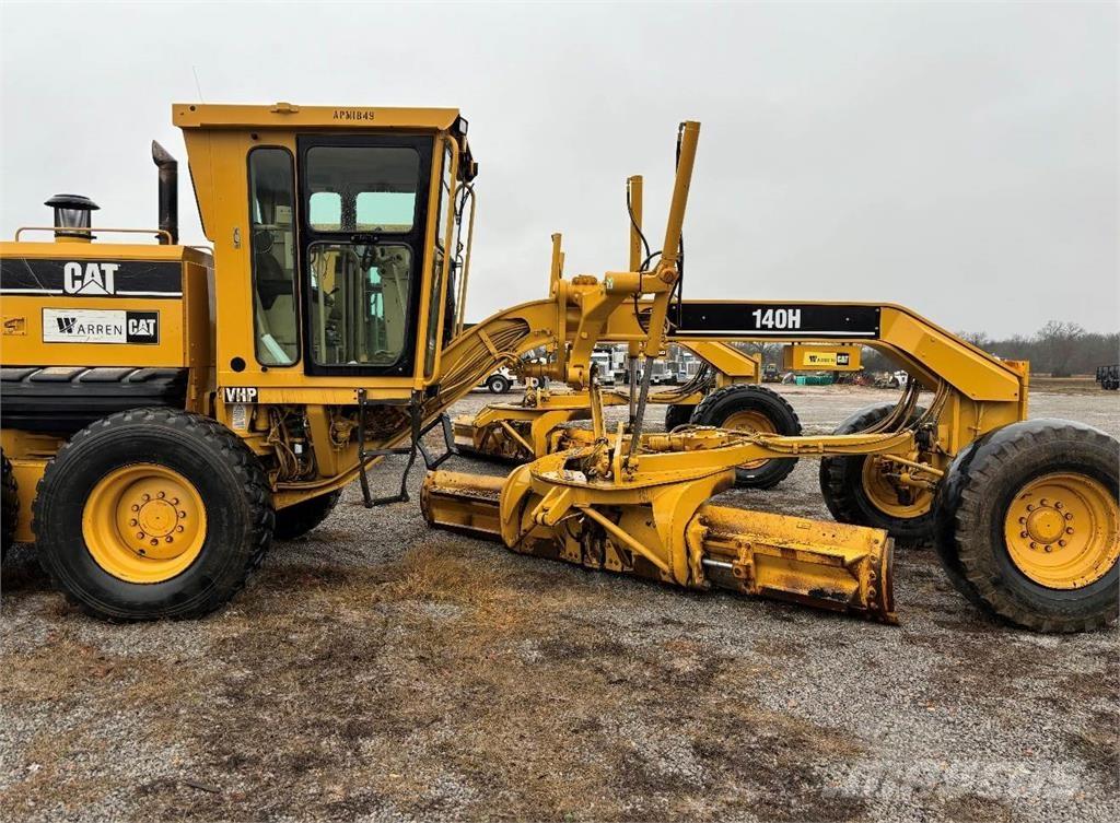 CAT 140H Graders