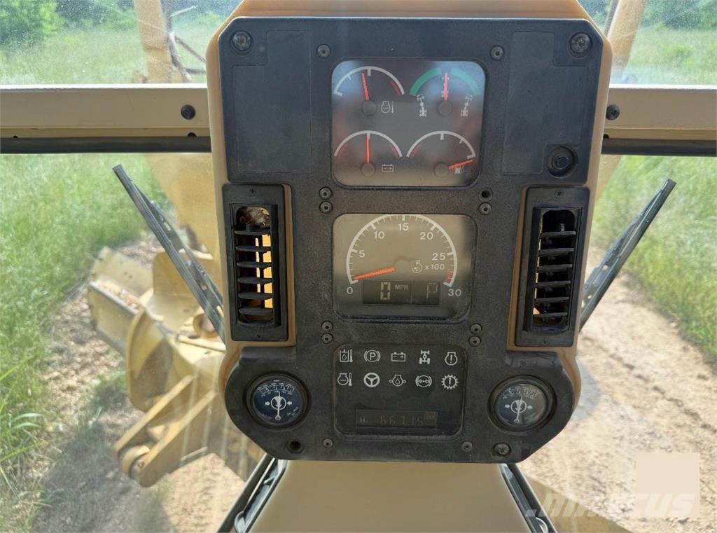 CAT 140H Graders
