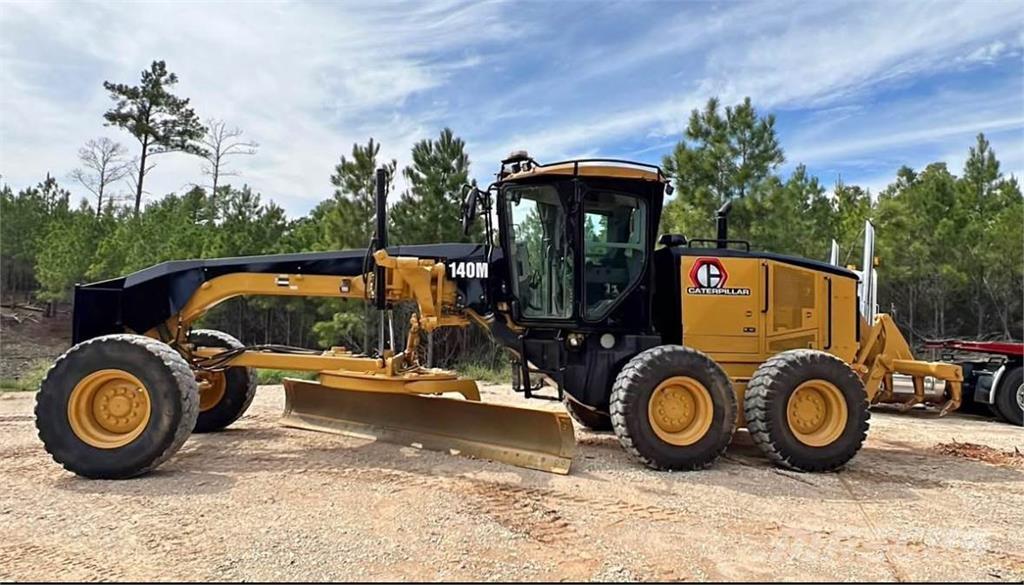 CAT 140M Graders