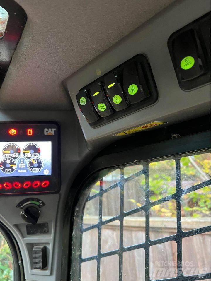 CAT 259D Skid steer loaders