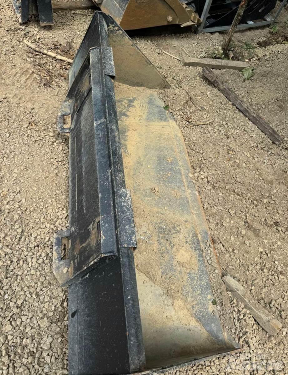 CAT 277B Skid steer loaders