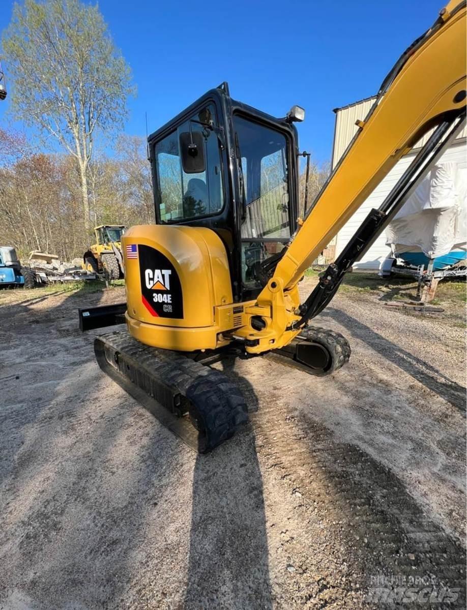 CAT 304E Mini excavators < 7t