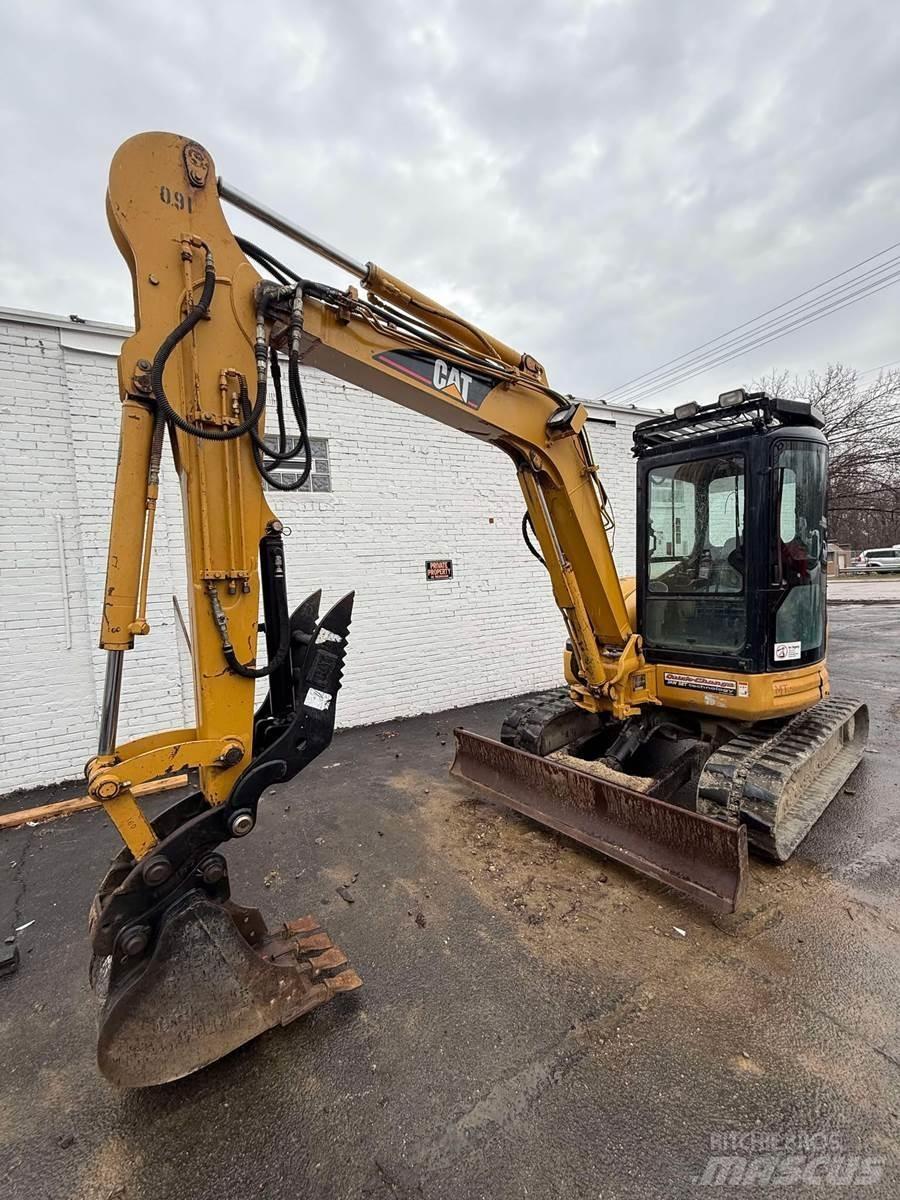 CAT 305CR Mini excavators < 7t