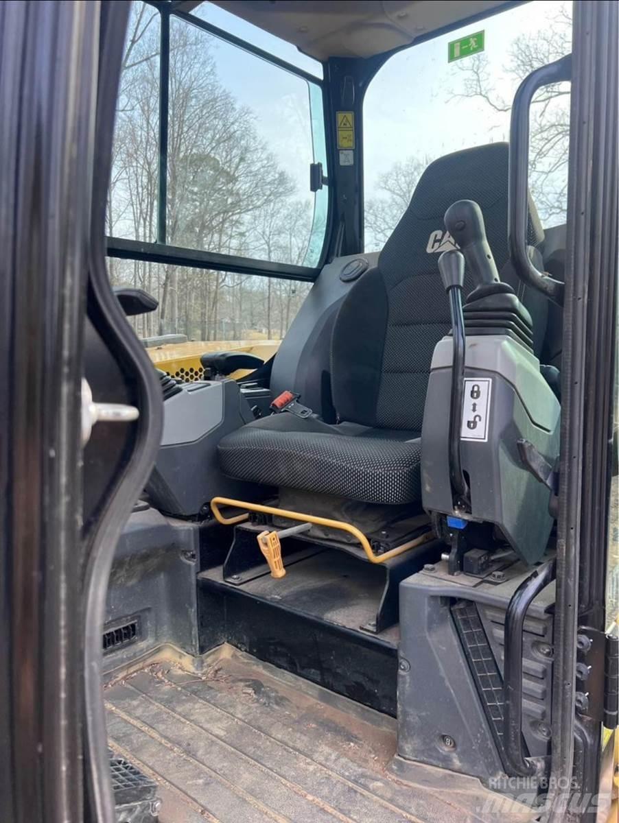 CAT 306 Mini excavators < 7t