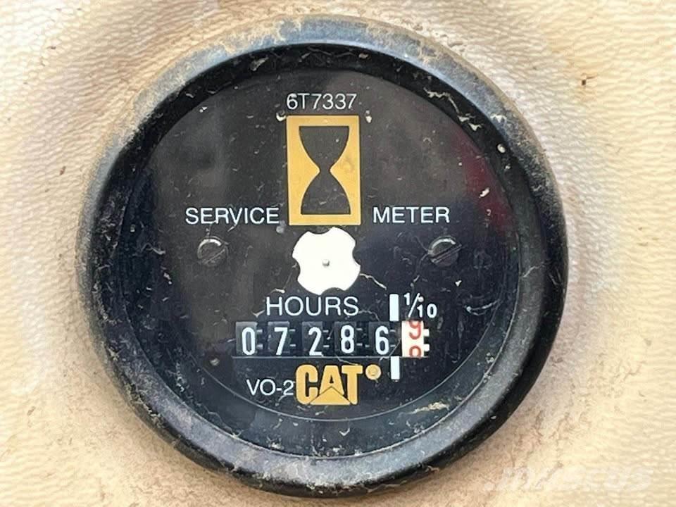 CAT 325BL Crawler excavators