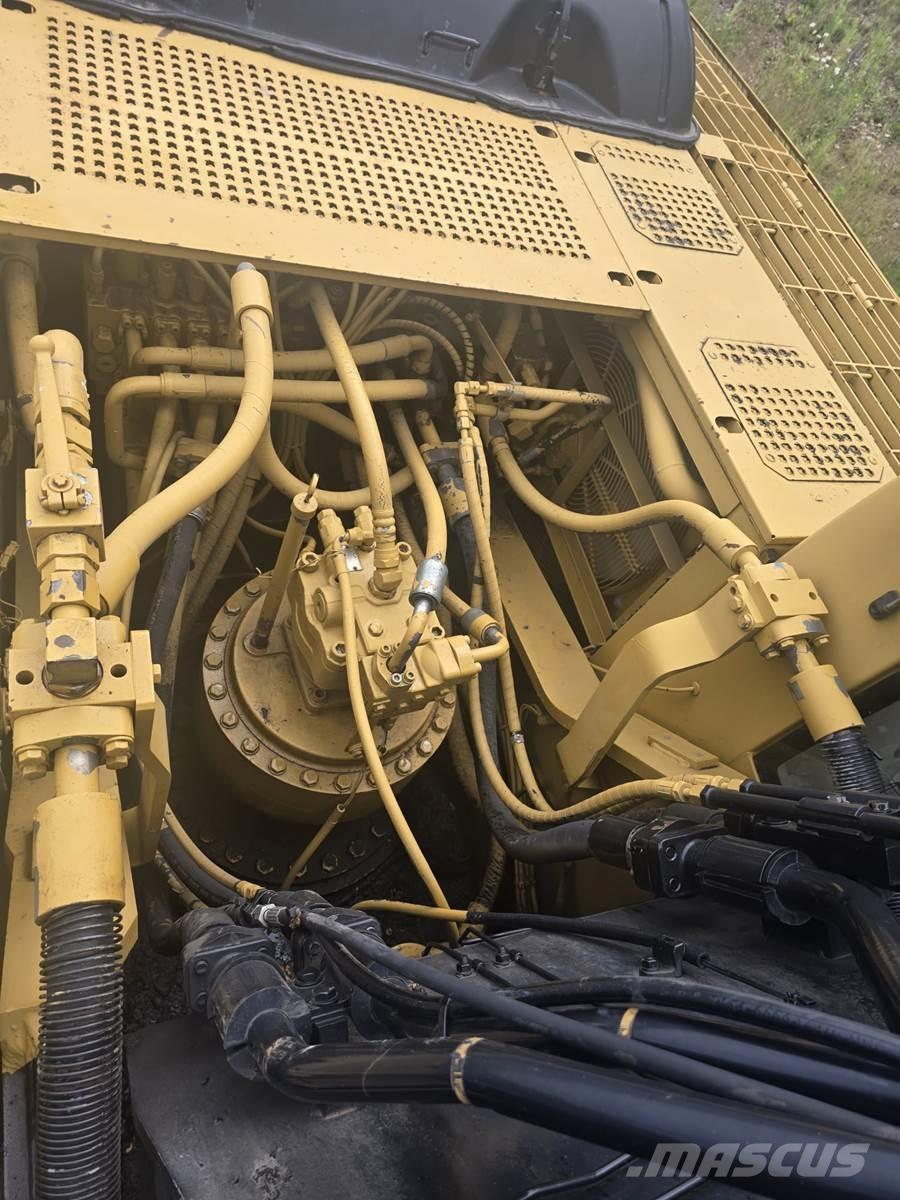 CAT 330CL Crawler excavators