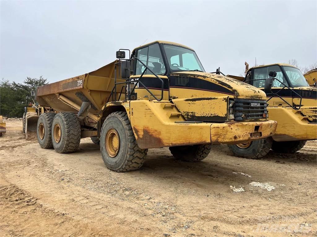 CAT 735 Articulated Haulers